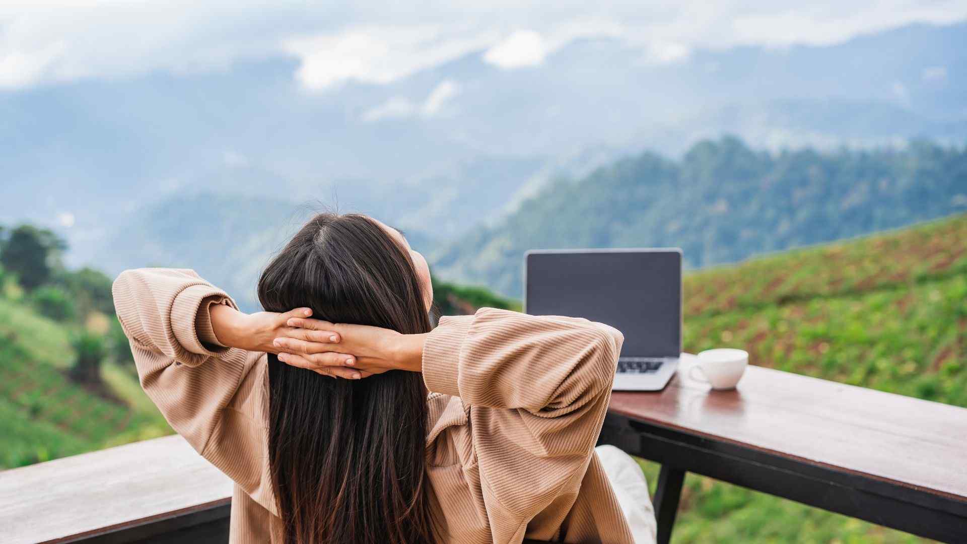 Bleisure Travel Guide / Business Meets Leisure