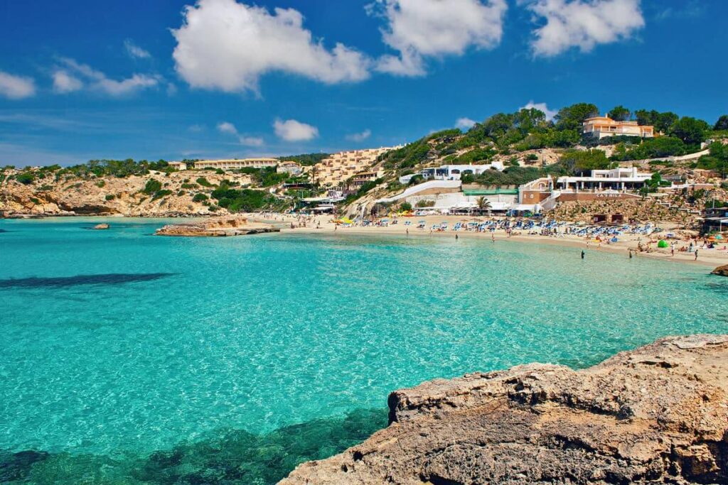 Cala Tarida – The Longest and Most Lively Beache in San José
