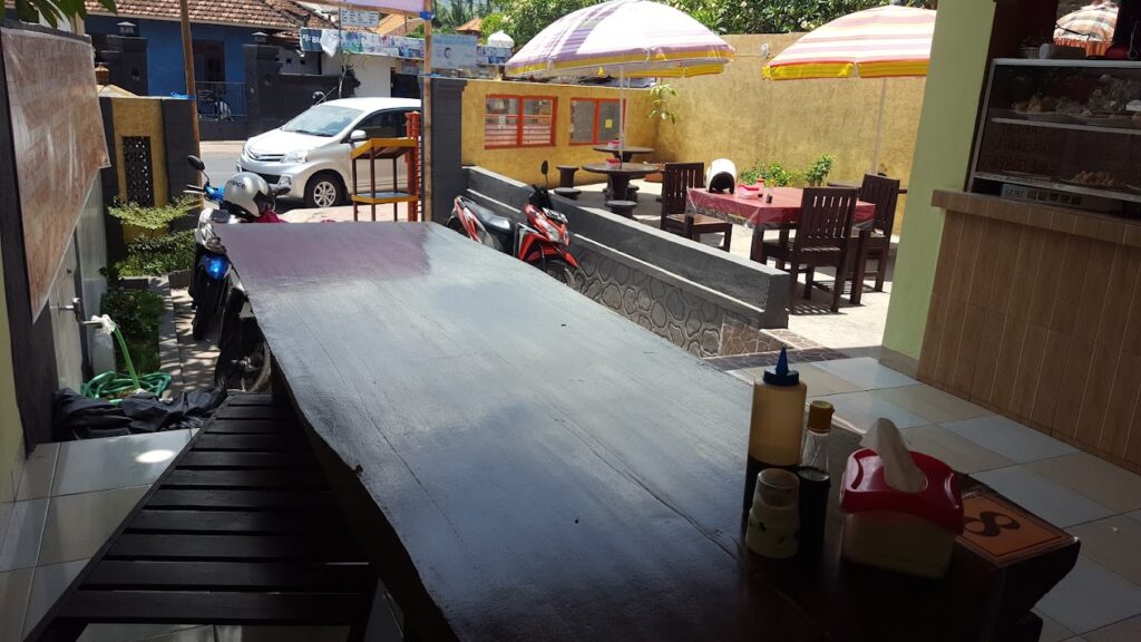Warung Lina Lovina Bali