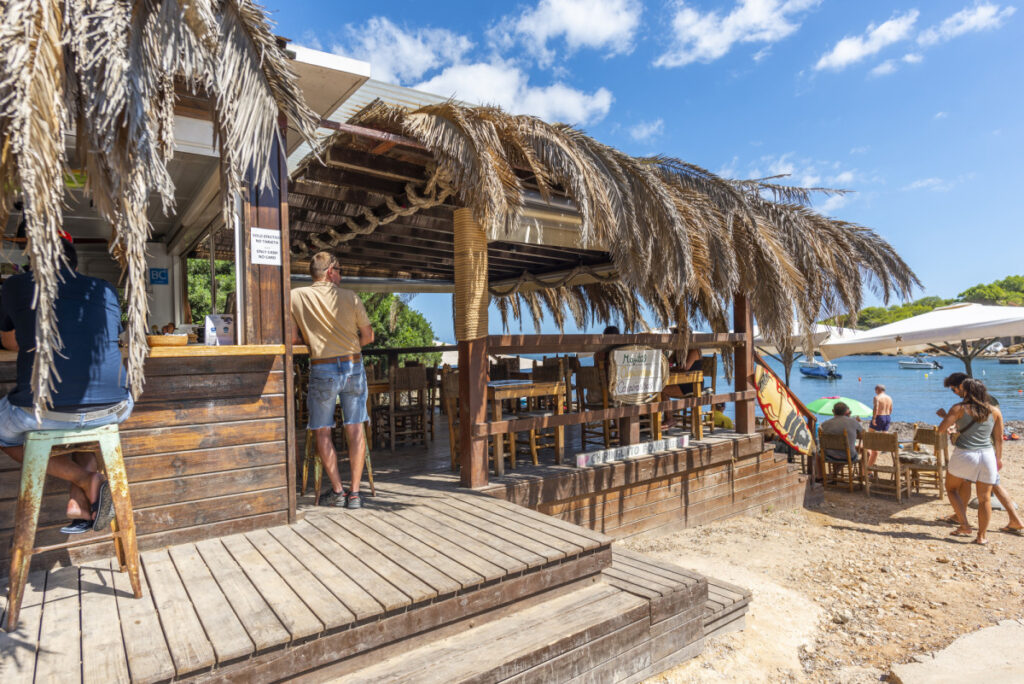 Chiringuito de Cala Olivera Seaside Bar