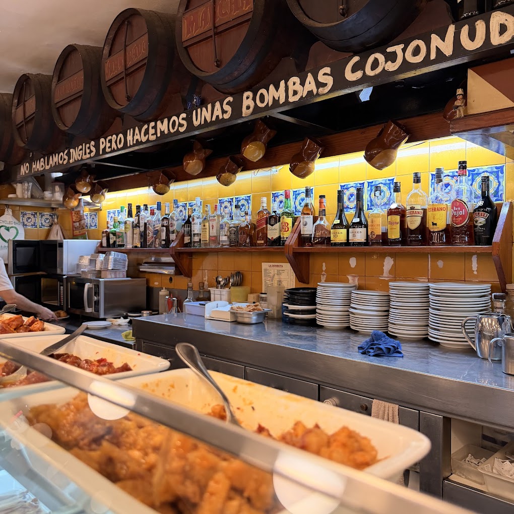 La Bombeta Barceloneta Barcelona Beach Restaurant