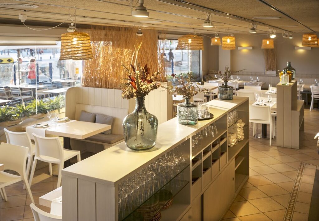 La Mar Salada Barceloneta Barcelona Beach Restaurant