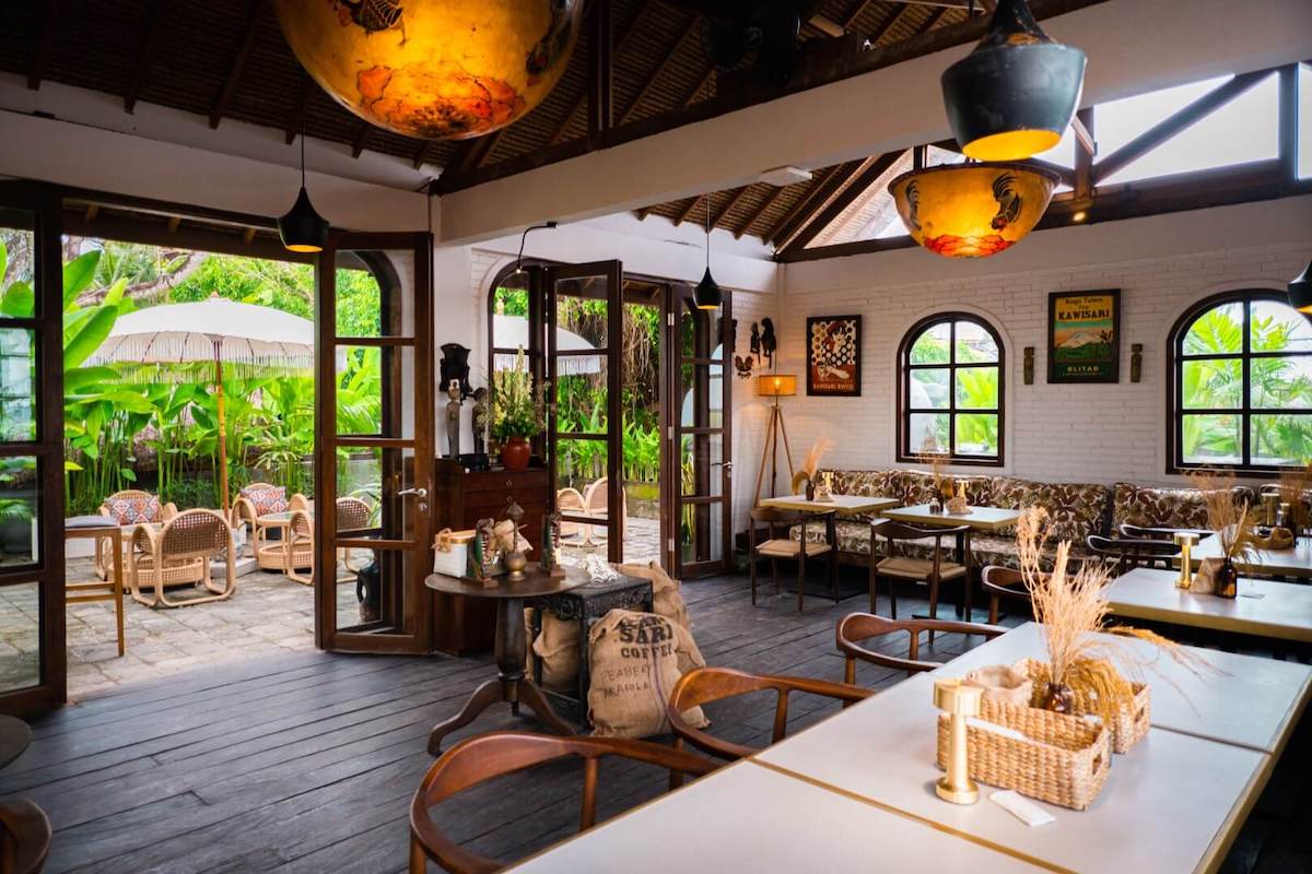 Kawisari Coffee Farm Shop & Eatery Bali